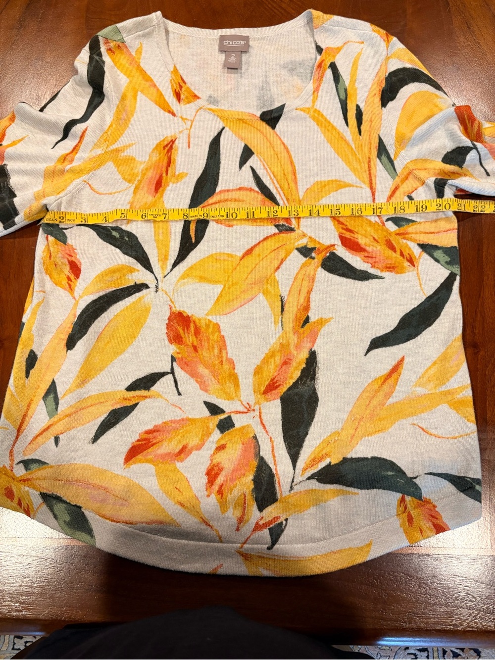 Chicos Floral Pullover Sweater in Yellow & Black Leaf Print, size 2 - Picture 4 of 5